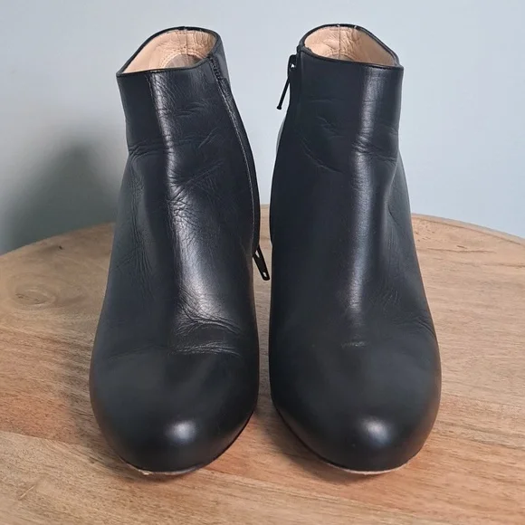 Christian Louboutin Red-Bottomed Leather Belle Ankle Boot Black Booties 38.5 - Picture 10 of 14
